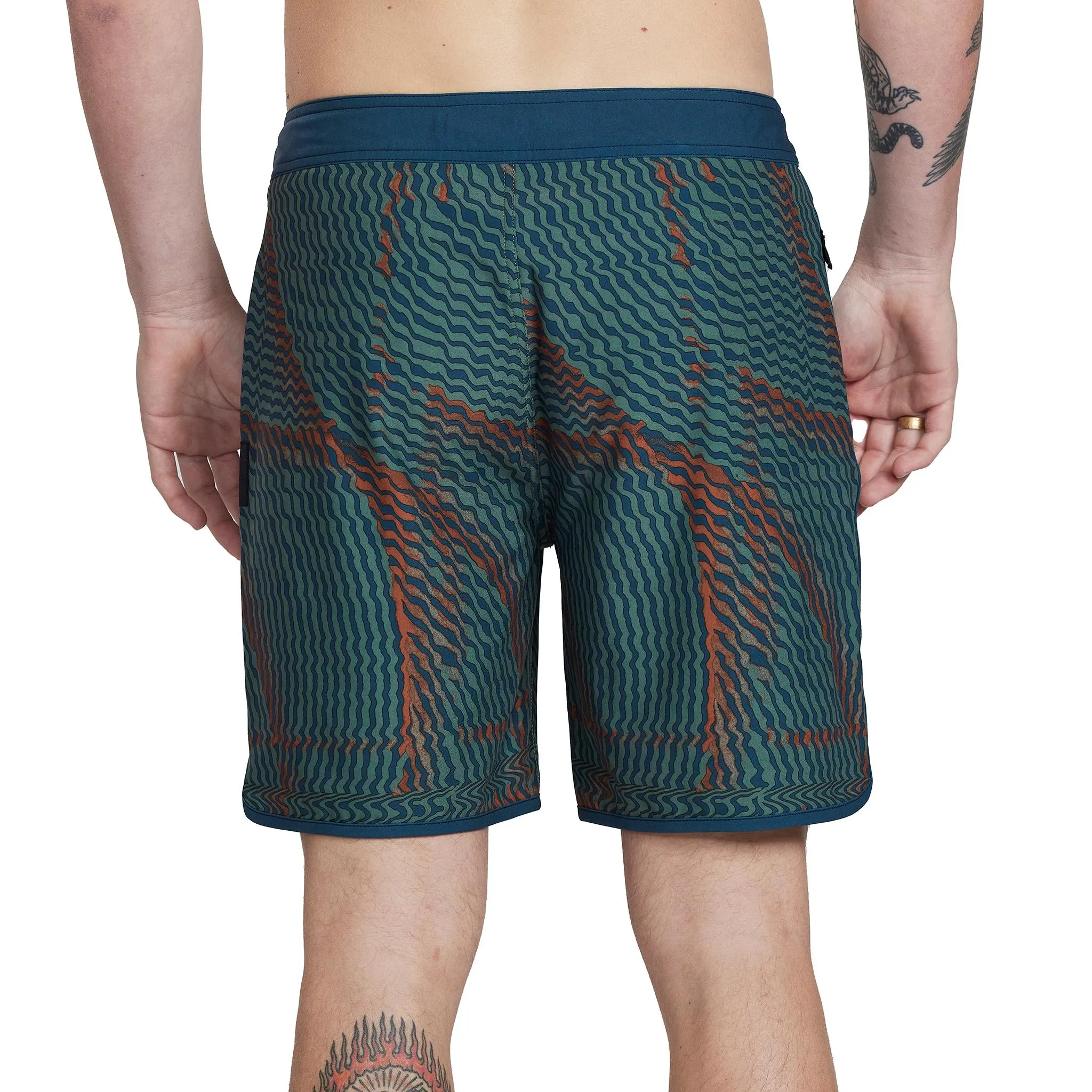 FREQUENCY 83 FIT 18 BOARDSHORT