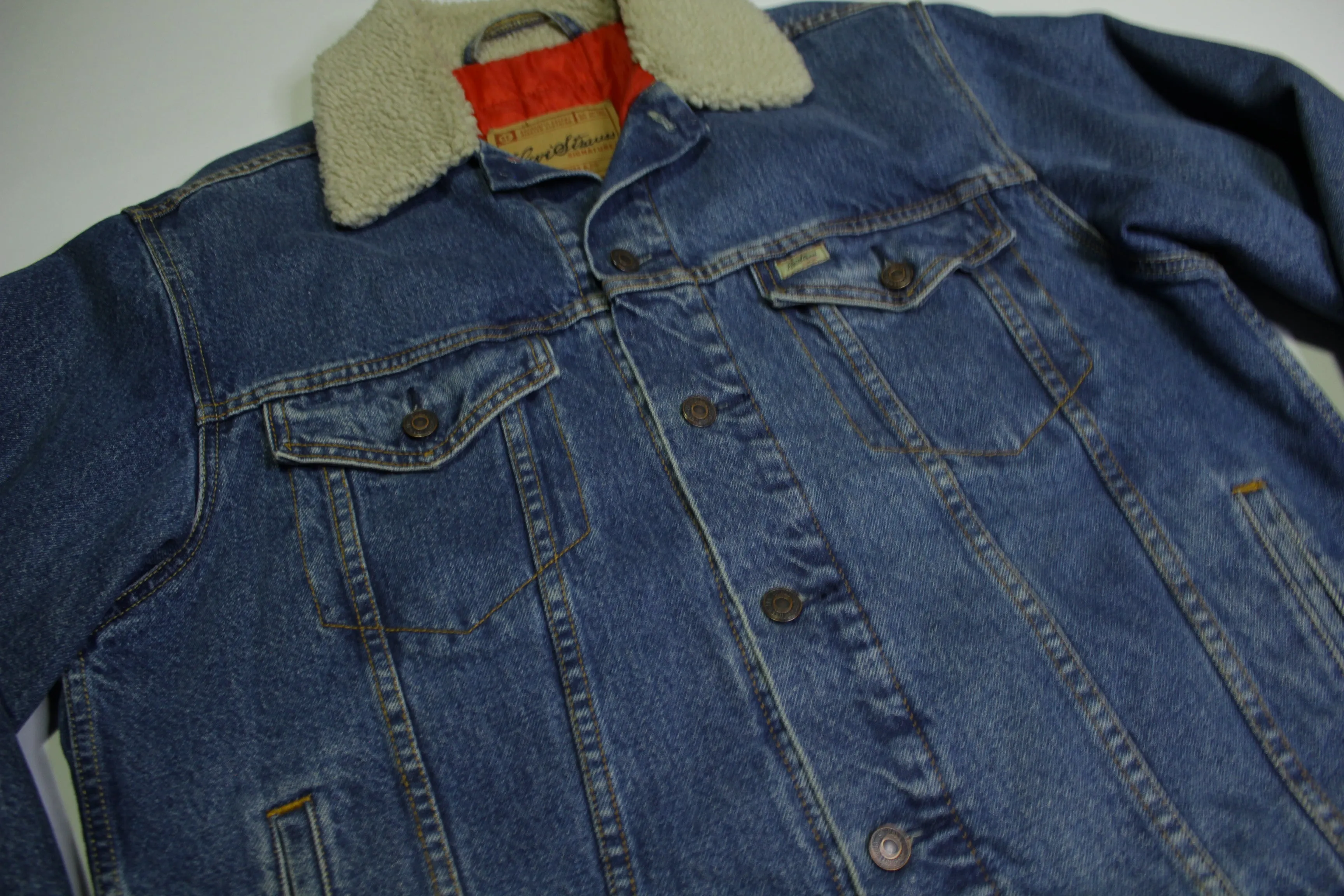 Levis Red Quilt Lined Signature Strauss Sherpa Collar Denim Trucker Jean Jacket