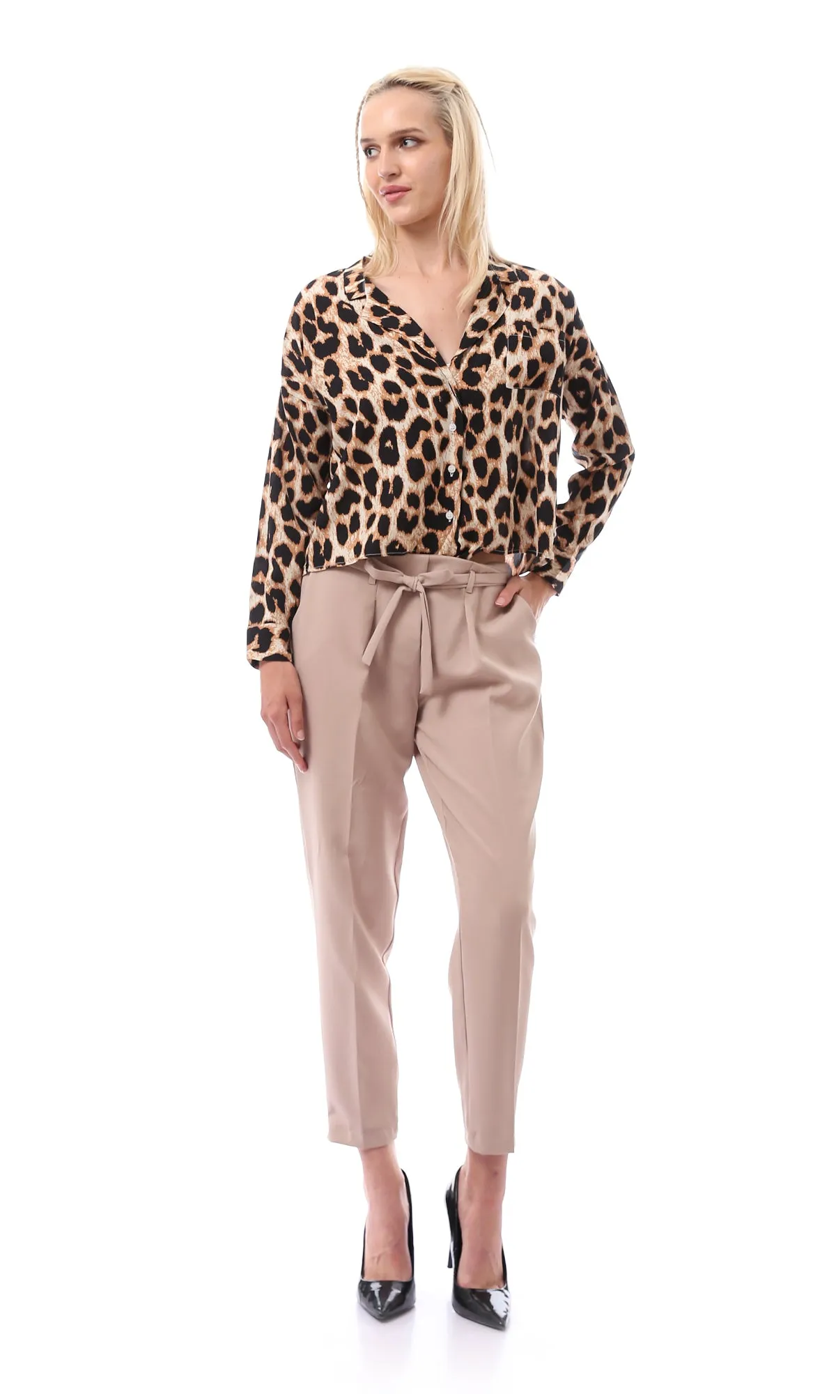 O168861 Front Zipper With Pockets Dark Nude Classic Pants