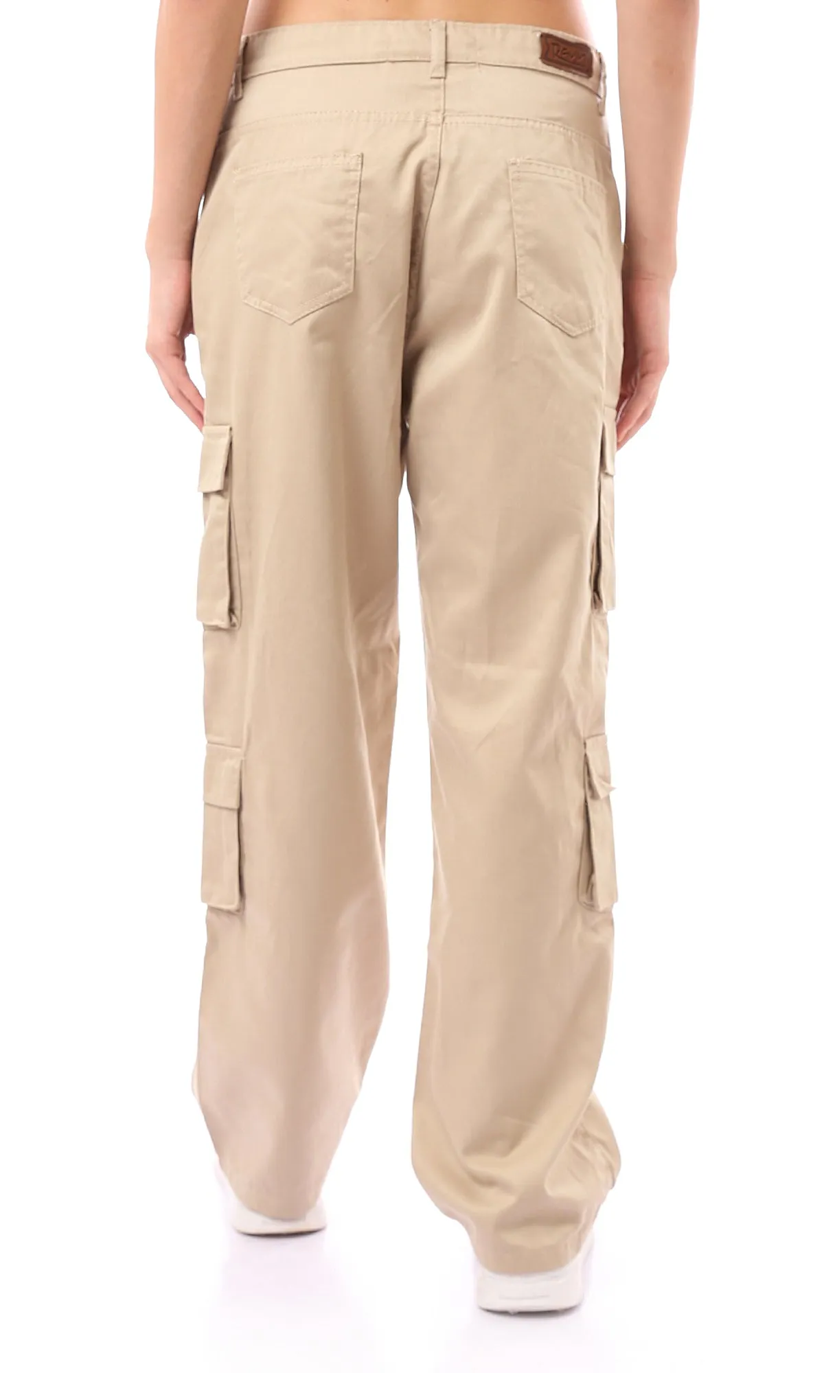 O169941 Casual Solid Beige Cargo Pants With Multi-Pockets