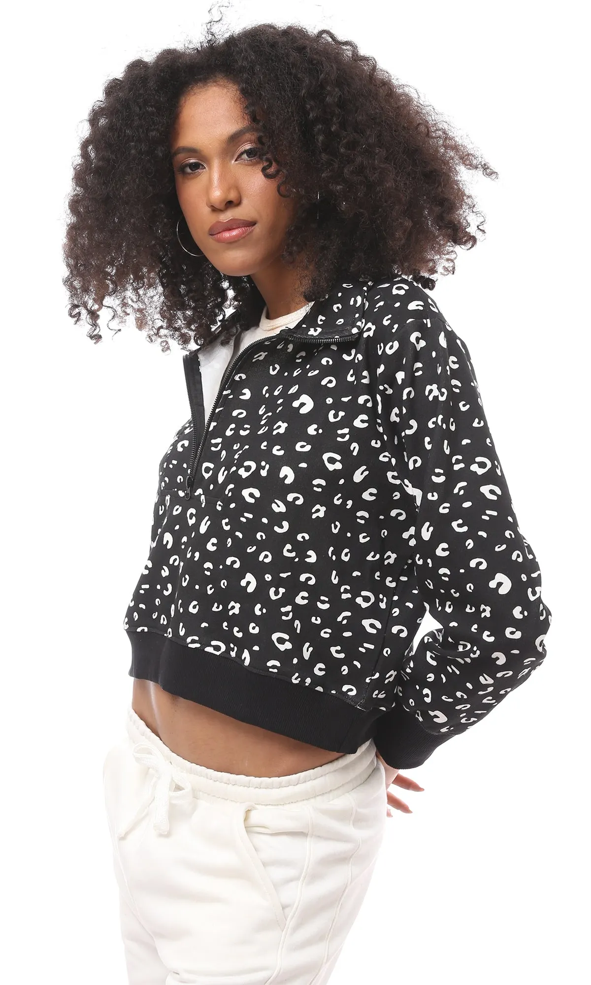 O175445 Patterned Zipped Neck Black Casual Sweatshirt