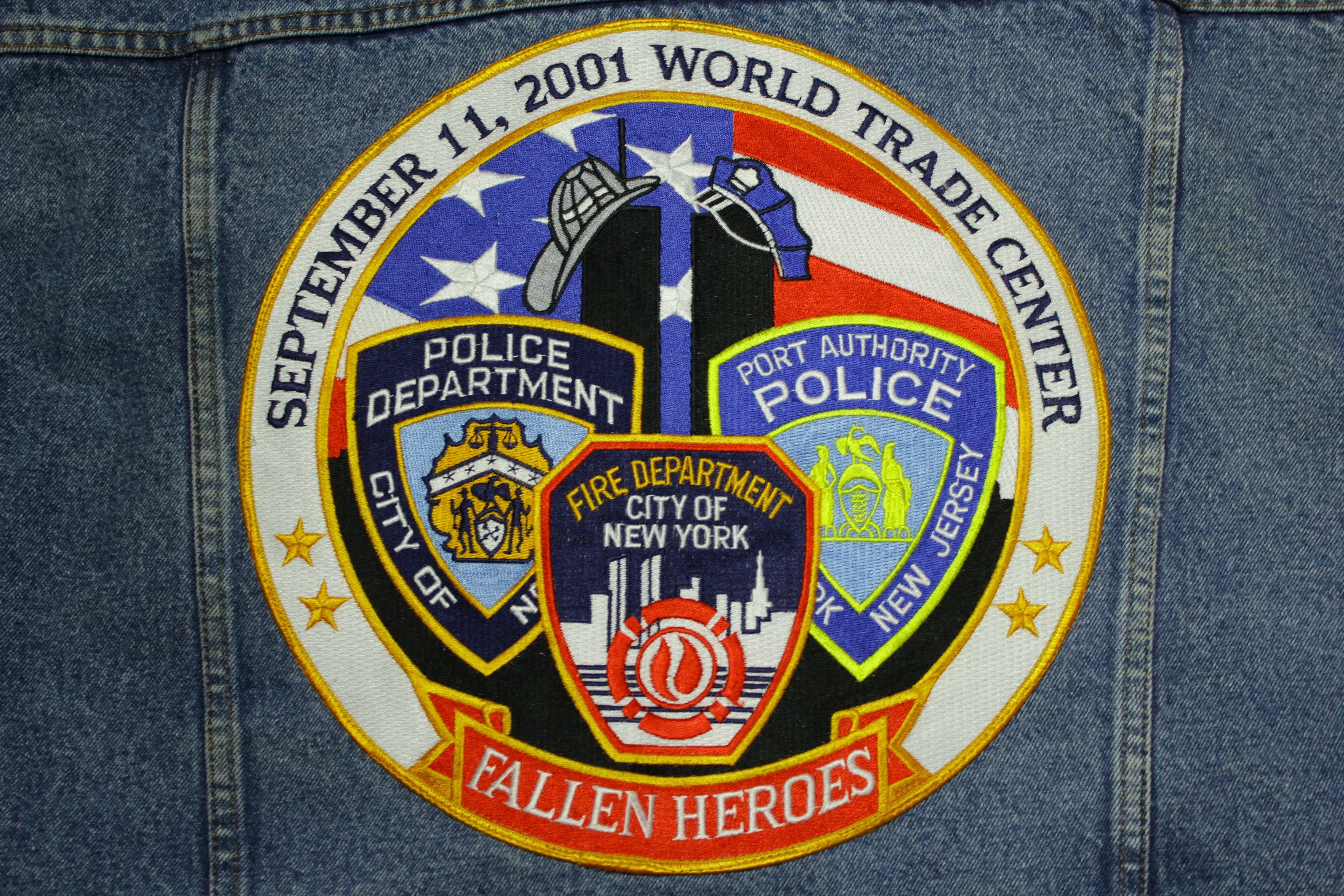 September 11 2001 World Trade Center Fallen Heroes 9/11 NYPD FDNY Patch Jean Jacket