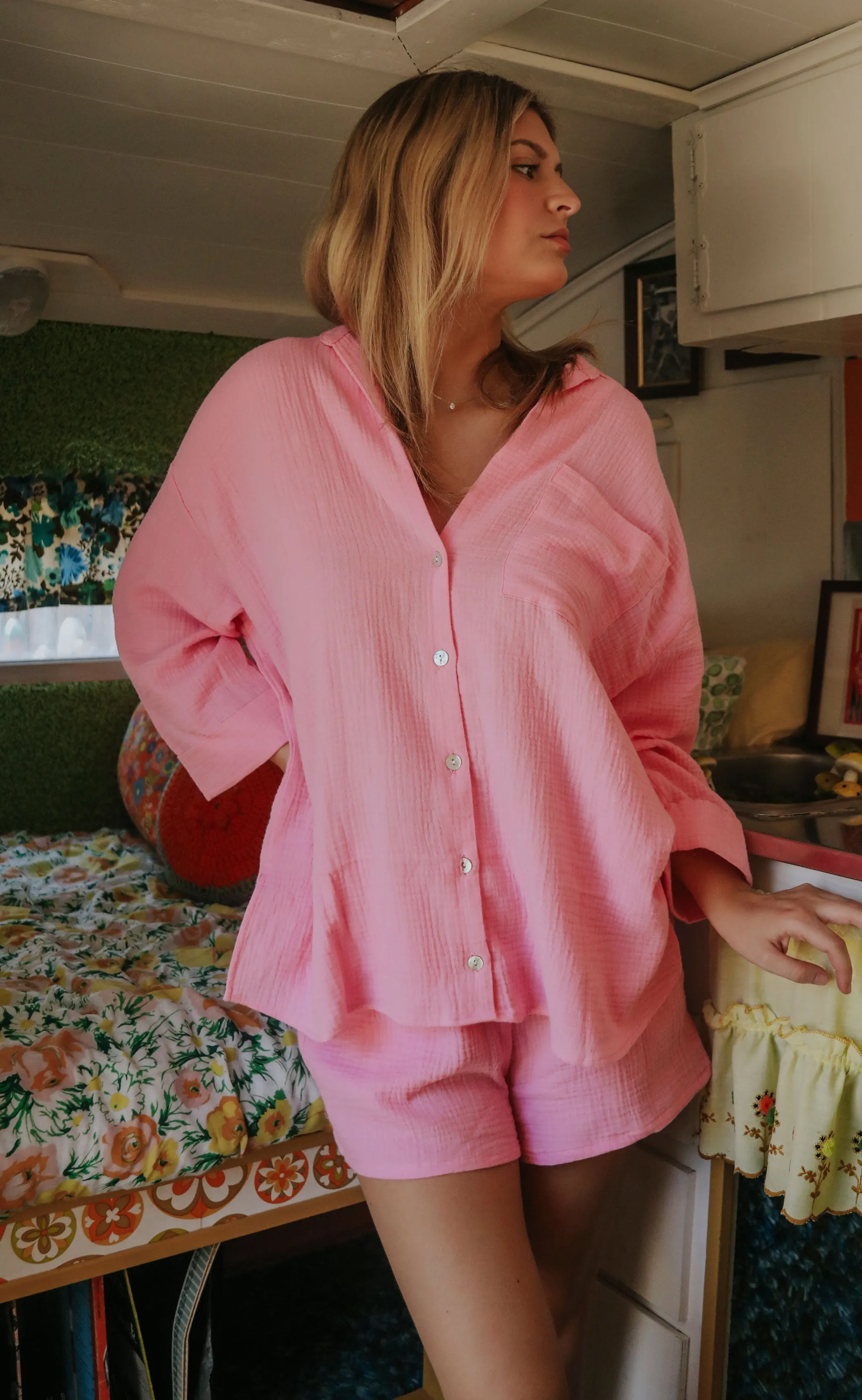 show me your mumu: weekday button up - bubblegum